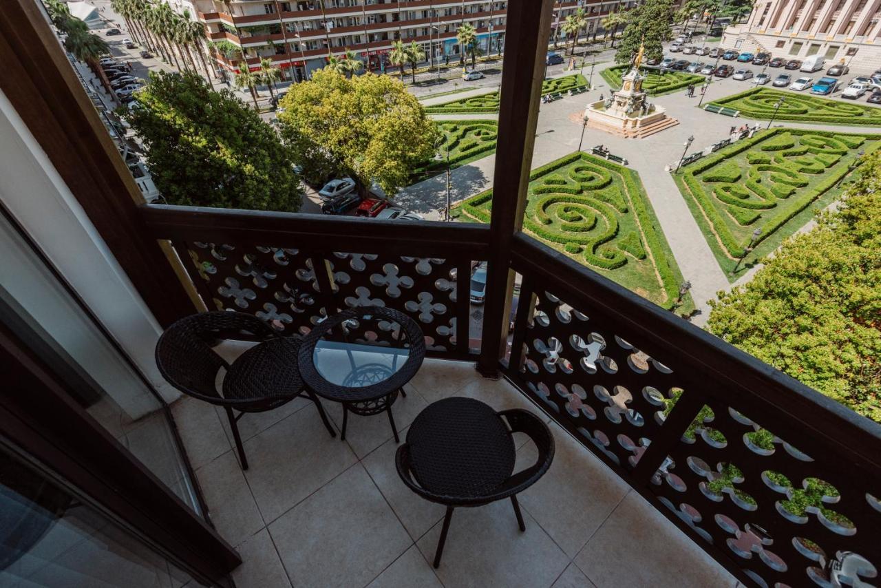 Golden Palace Batumi Hotel & Casino Kültér fotó